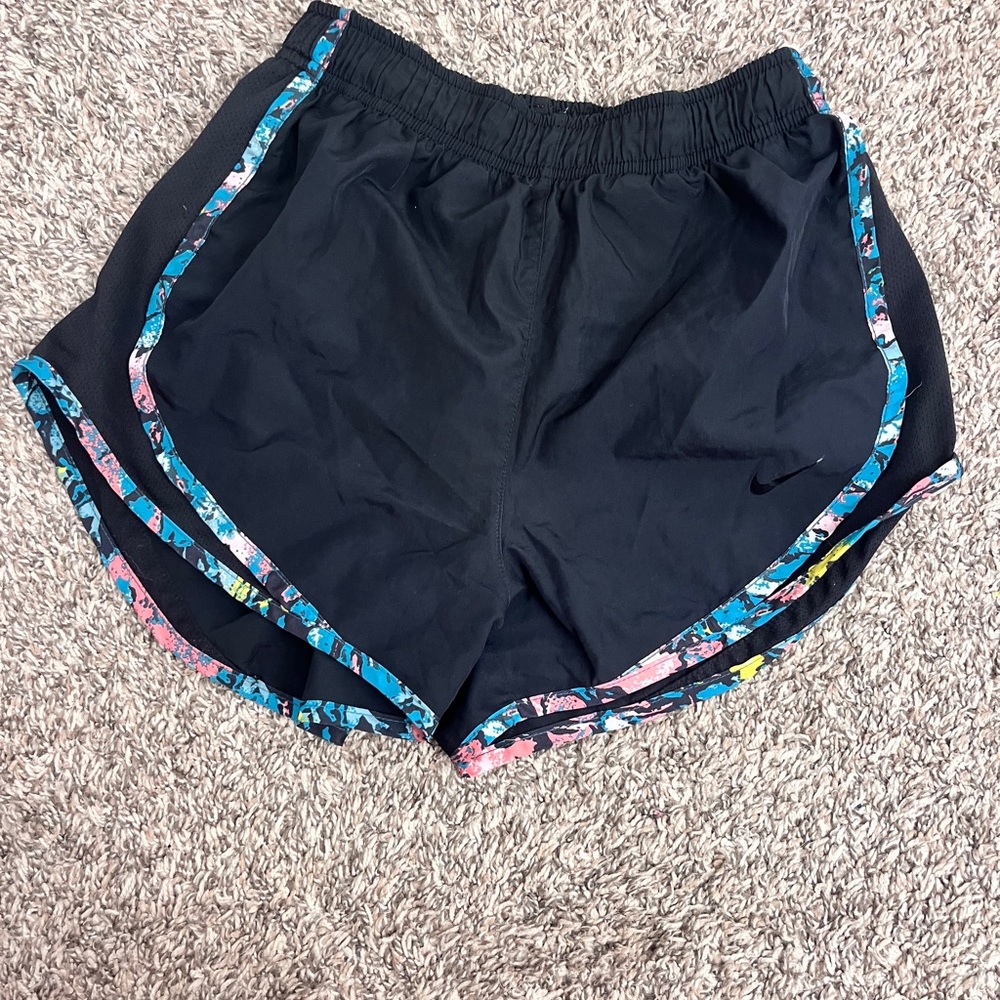 XS Nike shorts